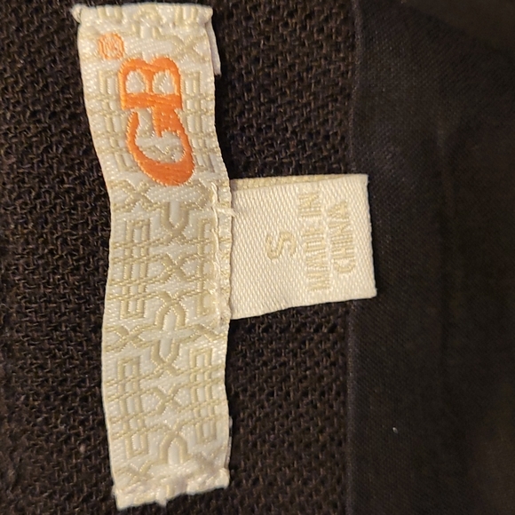 Gianni Bini NWT black lined jumper,  size small - Picture 7 of 8